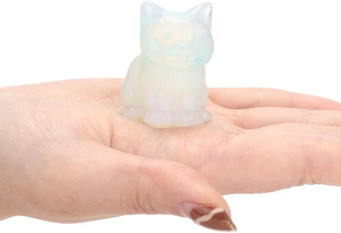 Amethyst Crystal Cat Figurine Carved Healing Crystal Gemstone Cat Lucky Cute Stone Cat Statue Ornament for Home Office Desk Meditation Decor Mini Cat Gifts for Cat Lover Christmas