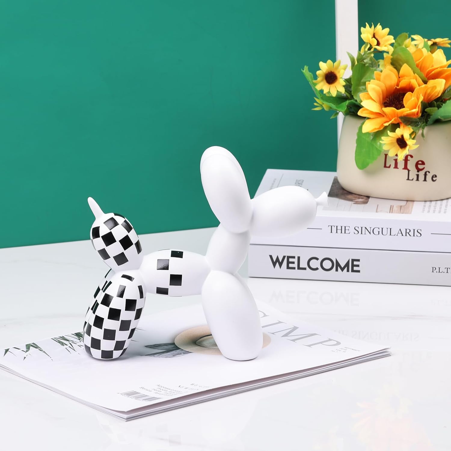 Creative Balloon Dog Sculpture Modern Home Decoration Trendy Animal Art Ornaments Collection Figurine Bedroom Living Room Office Desktop Resin Decors