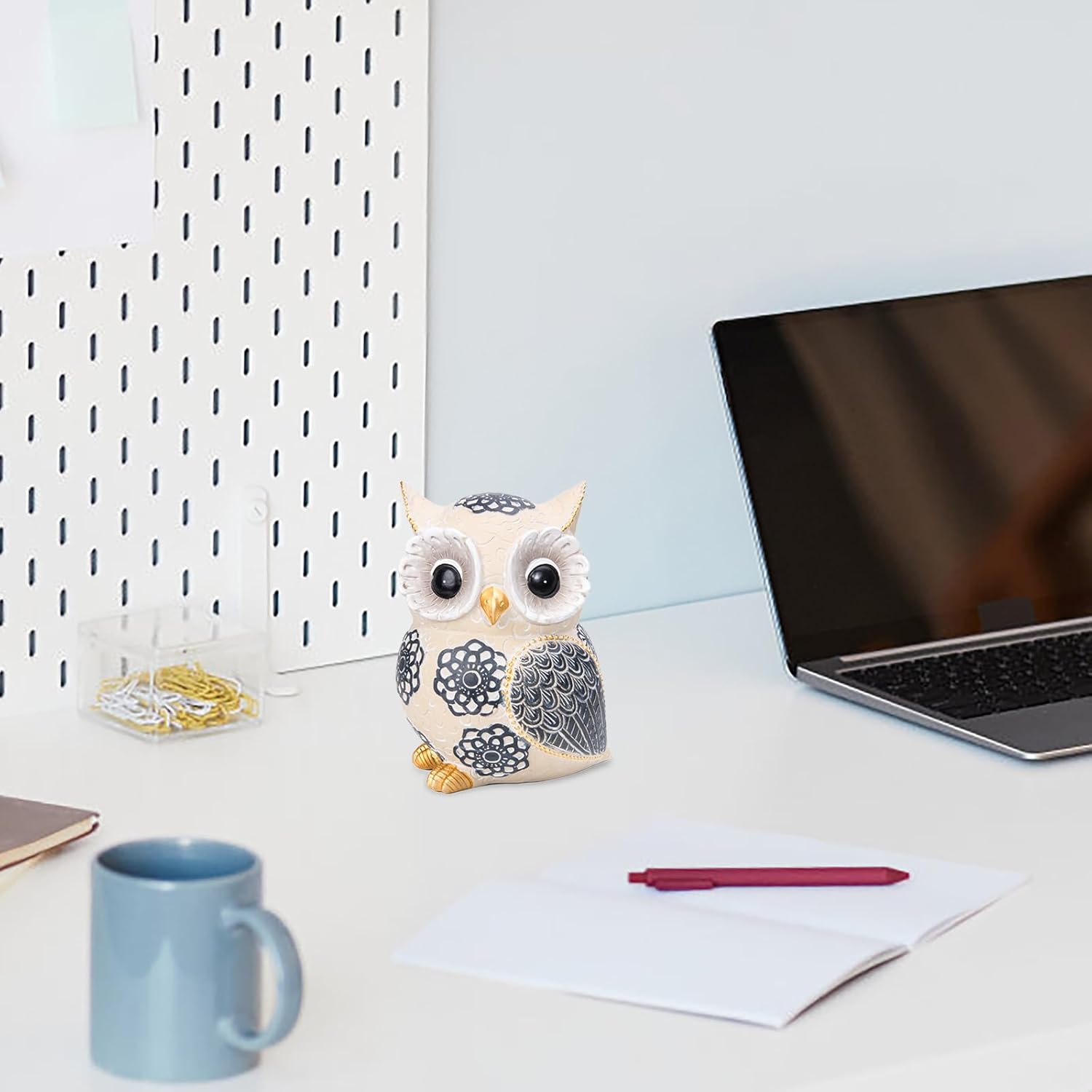 Owl Statue for Home Decor, White Owl Decor for Bookshelf Bedroom Office Display, Adorable Owl Gifts for Owl Lovers