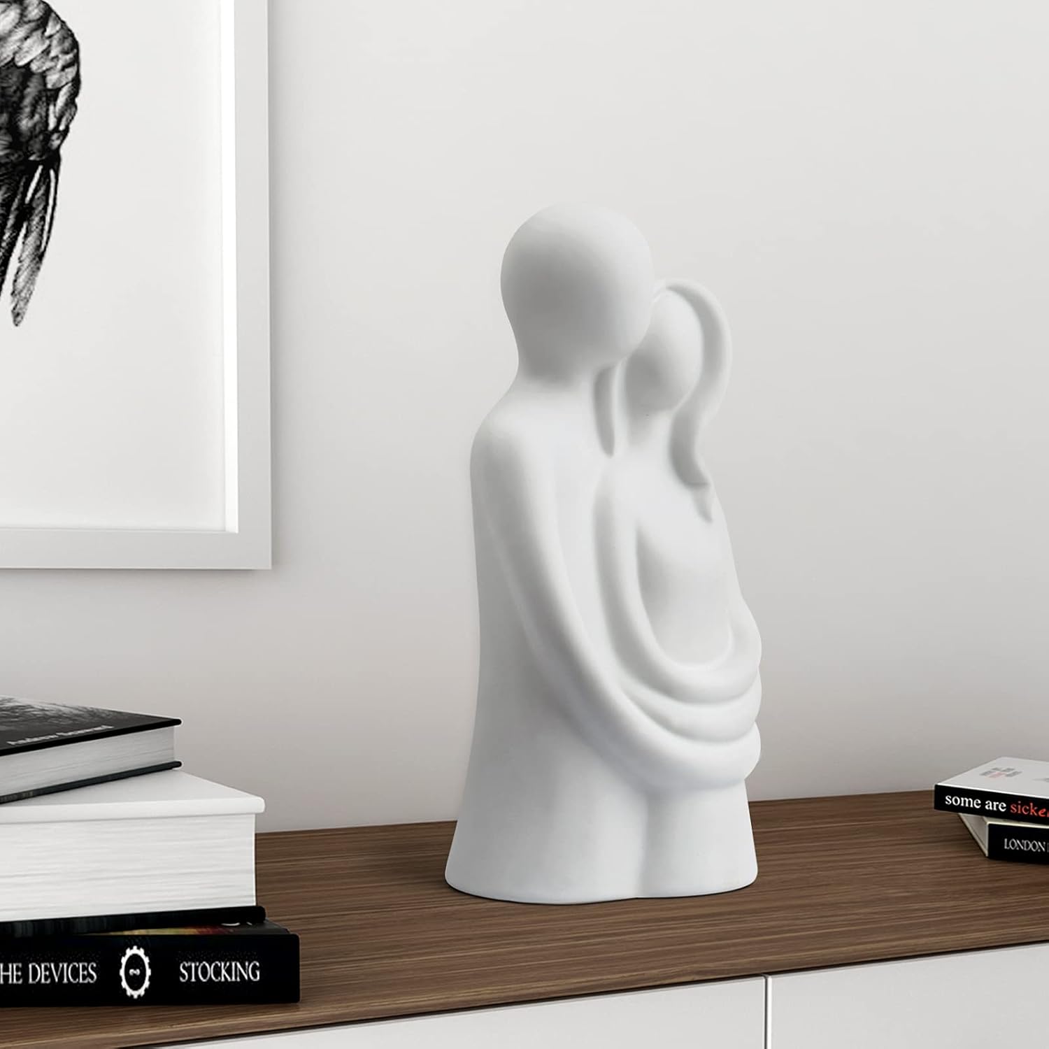 Notakia Hugging Couple Sculptures Home Decor Modern Romantic Love Statue for Office Bookshelf Desktop Decorations (Hugging Couple White)