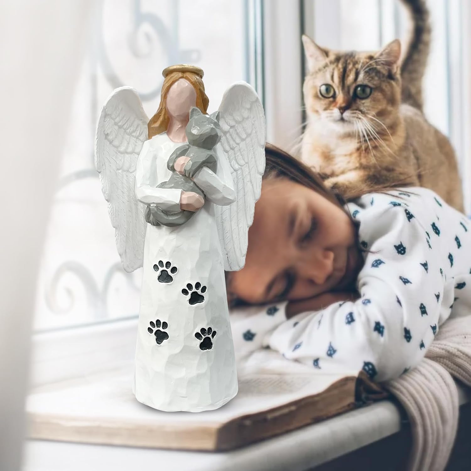 Cat Memorial Figure - Hand-Painted Angel Gift for Cat Lovers, Remembrance of Lost Pet