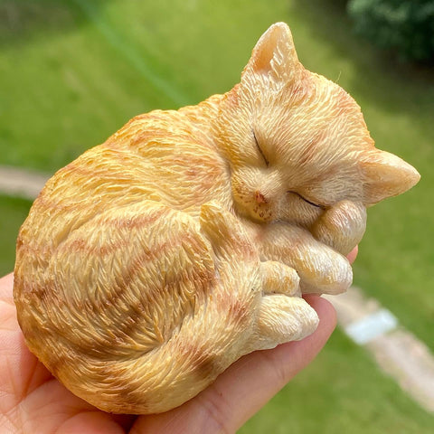 Mini Resin Cat Statue, Simulated Feline Figurine, Sleeping Kitten Sculpture for Home Decor (Orange)