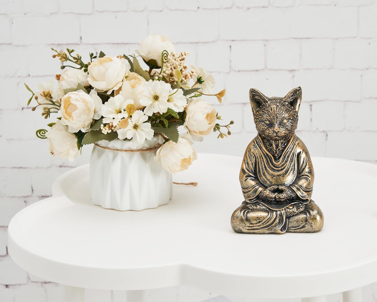 Cat Zen Buddha Statue Decor, Creates a Serene Meditation Environment, Cat Lover Gift Decoration, 7 inch Stone Gray Resin Cat Statue Home Office Meditating Yoga Room Spiritual Decoration