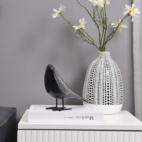 Quoowiit Sculptures Home Decor, Bird Figurine Shelf Decor, Modern Decorations for Living Room, Bedroom, Office, House, Resin Animal Statues and Figurine with Chic Polka Dots Art Design (Black)