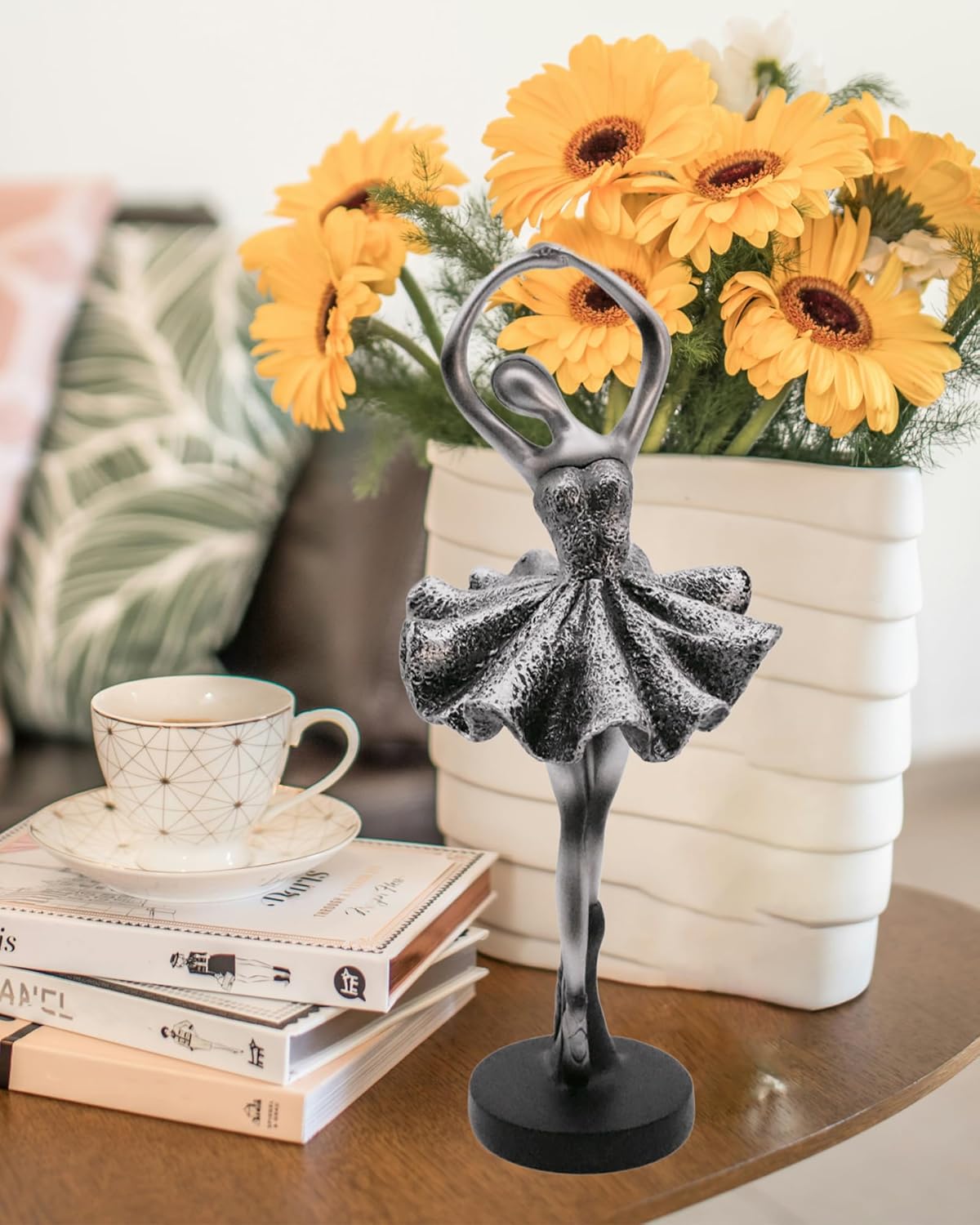 Ballerina Girl Figurines - Ballet Dancer Resin Sculpture for Home Décor, Desk, Bookshelf, or Dining Table Ornament – Elegant Ballet Statue Art