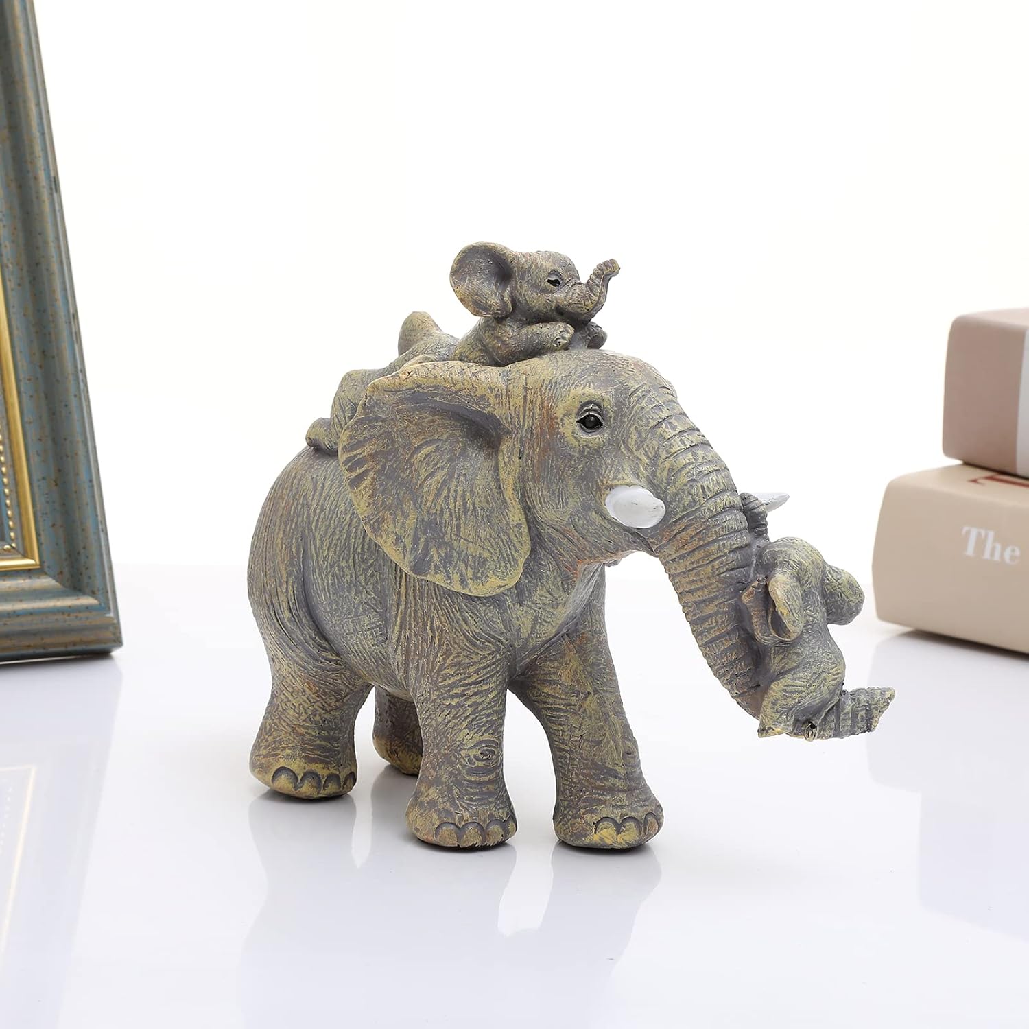 Elephant Gifts for Women, Cute Statue Decor Brings Love, Grayish Yellow Figurines Home Decoration Living Room