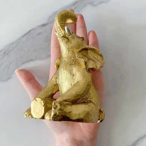 Golden Dog Statue, Animal Figurine Home Decor, Dog Sculpture for Home Office Desktop Bookshelf