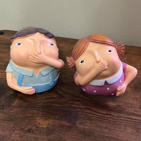 Girl & Boy Holding Nose Bathroom Statue, Bathroom Nick Nacks Decor, Funny Figurines, Whimsical Decor for Unique Home Bathroom Toilet Shelf Sitters Decor Quirky Gifts(Boy & Girl)