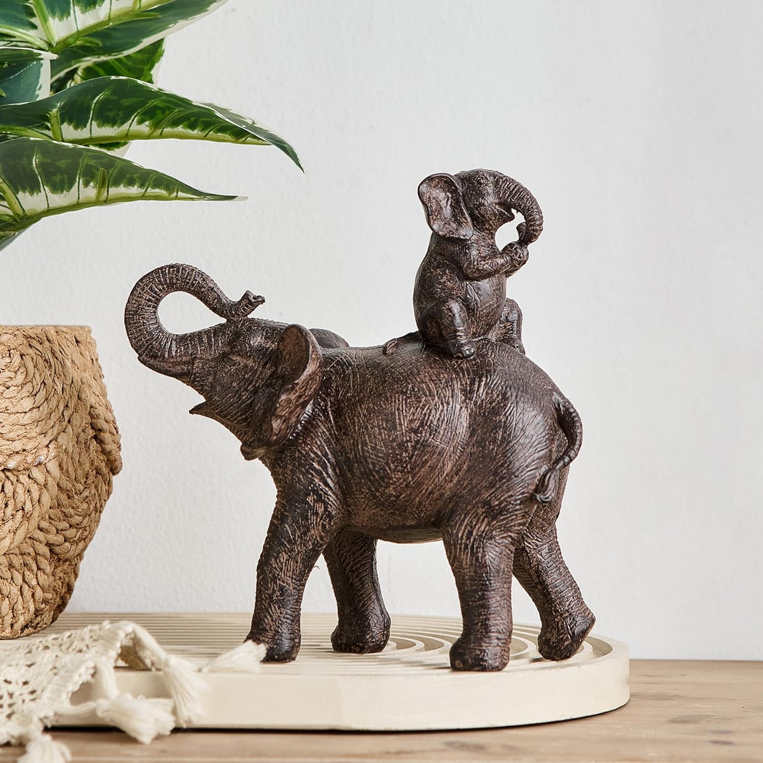 Home Decor Elephant Statue, Rustic Gold Coffee Tabel Bookshelf Decor Acctens, Elephant Decoration for Good Luck, Mom Gifts, Home Living Room Bedroom Office Decorations (Rustic Gold Elephant)