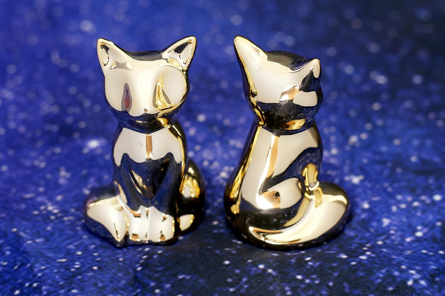 Small Animal Statue - Gold Cat Decor - Modern Style Ceramic Golden Cat Figurine - Home Decor Accents