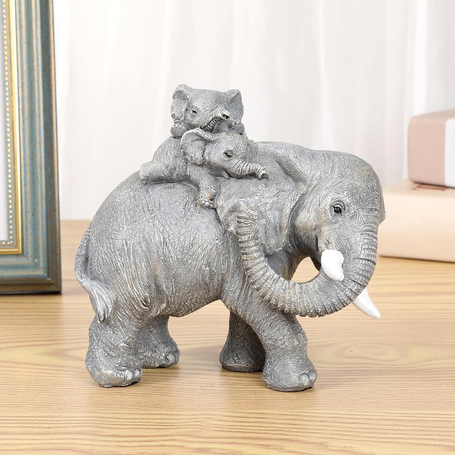 Elephant Gifts for Women,Elefantes Sala De La Suerte Decorativos,Cute Statue Decor Brings Love, Grayish Yellow Figurines Home Decoration Living Room