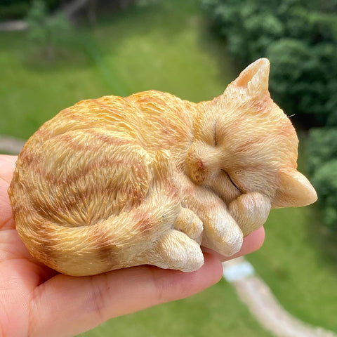 Mini Resin Cat Statue, Simulated Feline Figurine, Sleeping Kitten Sculpture for Home Decor (Orange)