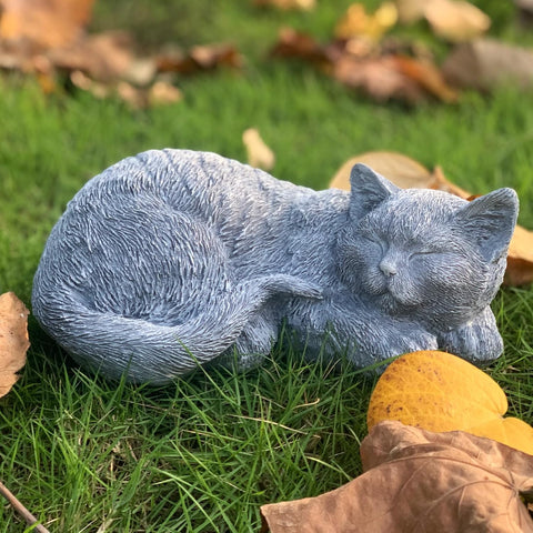 Cat Statue, Grey, Resin, Contemporary, Outdoor / Indoor Decor, 11.4" L x 7.1" W x 4.3" H, 1.5 lbs