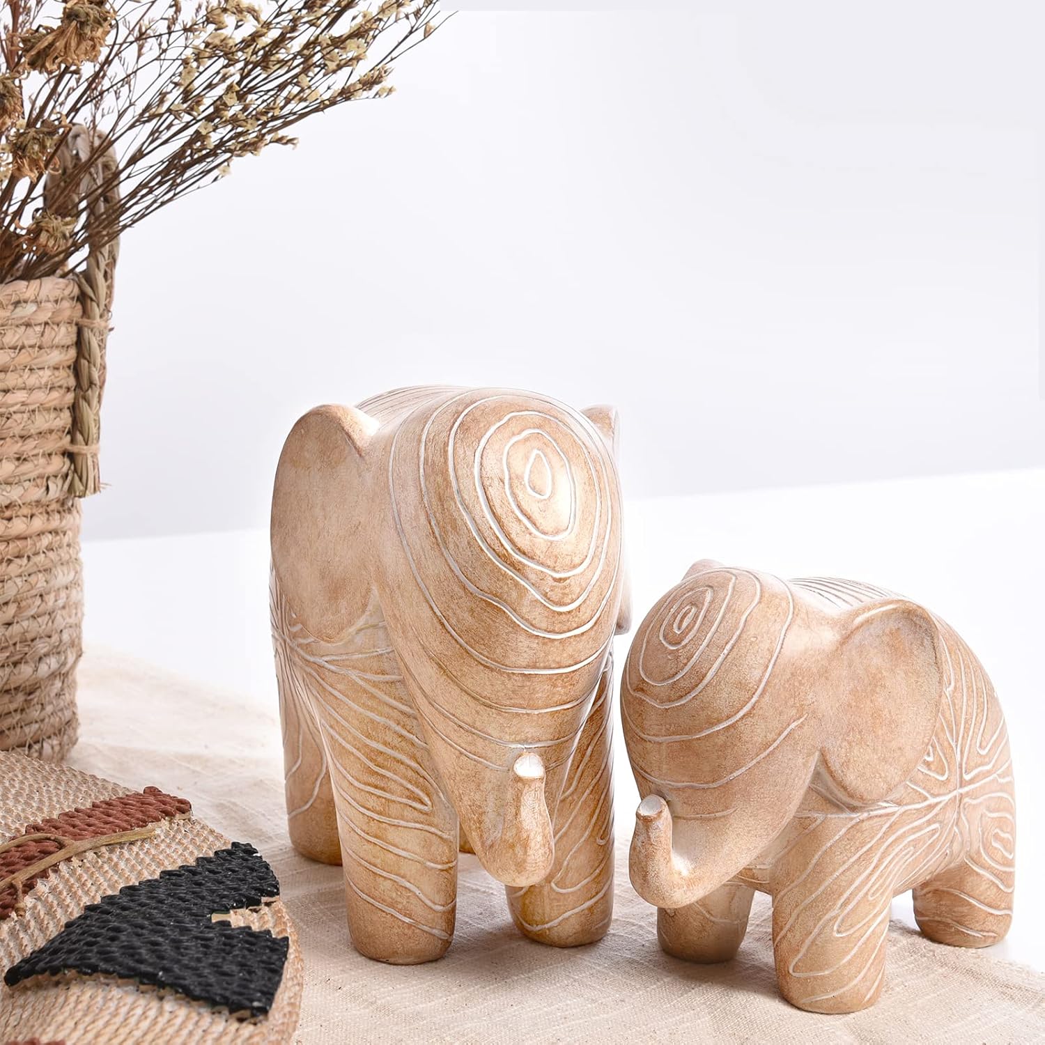 Elephant Statue, African Animal Decor, Wooden Elephant Gift for Women, Boho Decor for Living Room, Shelf, Office（1Pack, Small ）