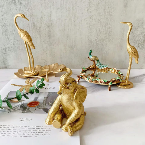 Golden Dog Statue, Animal Figurine Home Decor, Dog Sculpture for Home Office Desktop Bookshelf