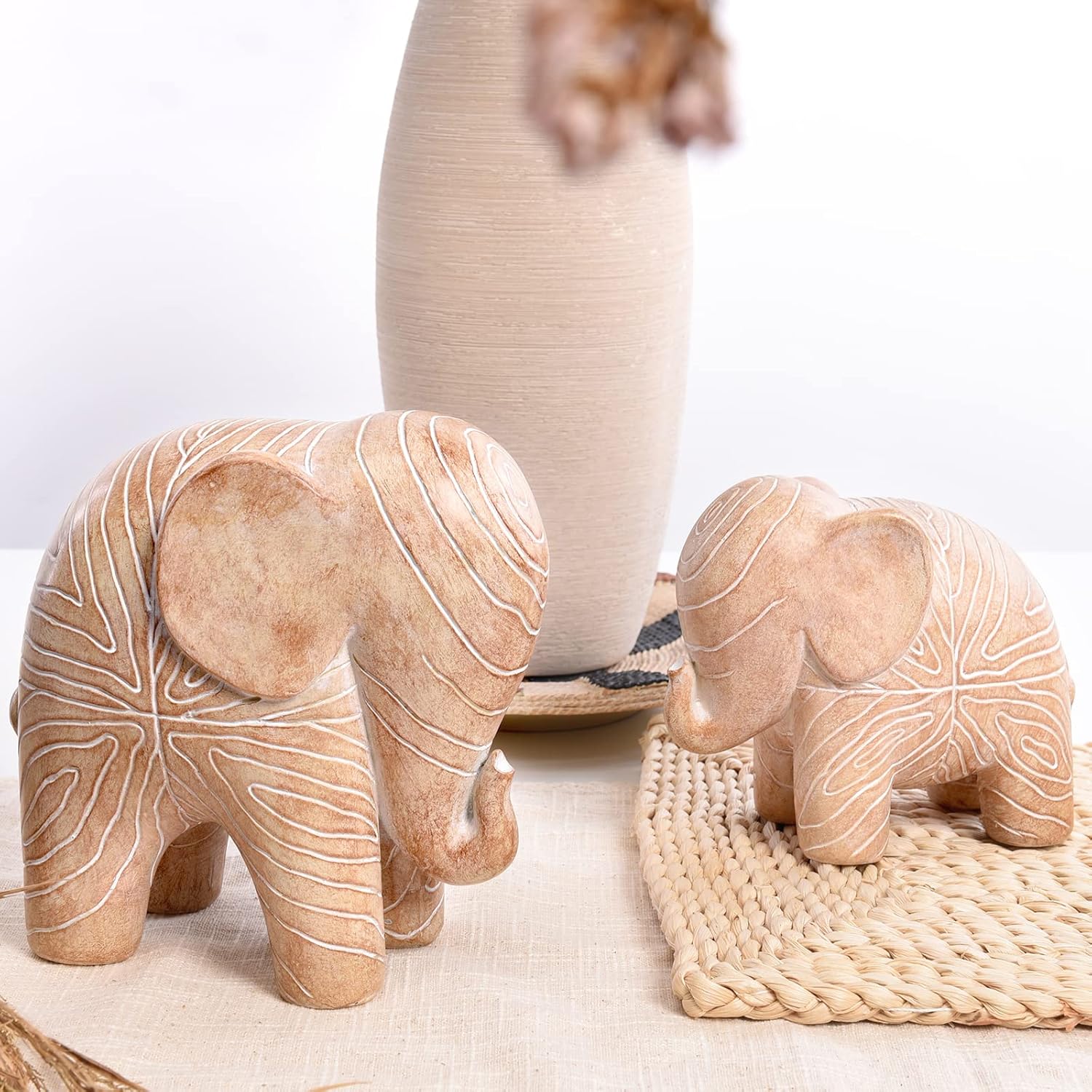 Elephant Statue, African Animal Decor, Wooden Elephant Gift for Women, Boho Decor for Living Room, Shelf, Office（1Pack, Small ）