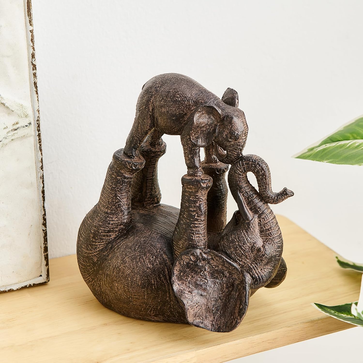 Home Decor Elephant Statue, Rustic Gold Coffee Tabel Bookshelf Decor Acctens, Elephant Decoration for Good Luck, Mom Gifts, Home Living Room Bedroom Office Decorations (Rustic Gold Elephant)