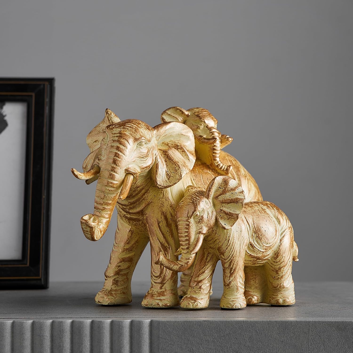 Home Decor Elephant Statue, Rustic Gold Coffee Tabel Bookshelf Decor Acctens, Elephant Decoration for Good Luck, Mom Gifts, Home Living Room Bedroom Office Decorations (Rustic Gold Elephant)