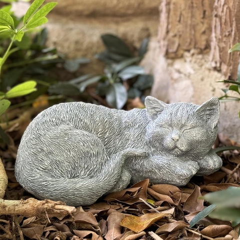 Cat Statue, Grey, Resin, Contemporary, Outdoor / Indoor Decor, 11.4" L x 7.1" W x 4.3" H, 1.5 lbs