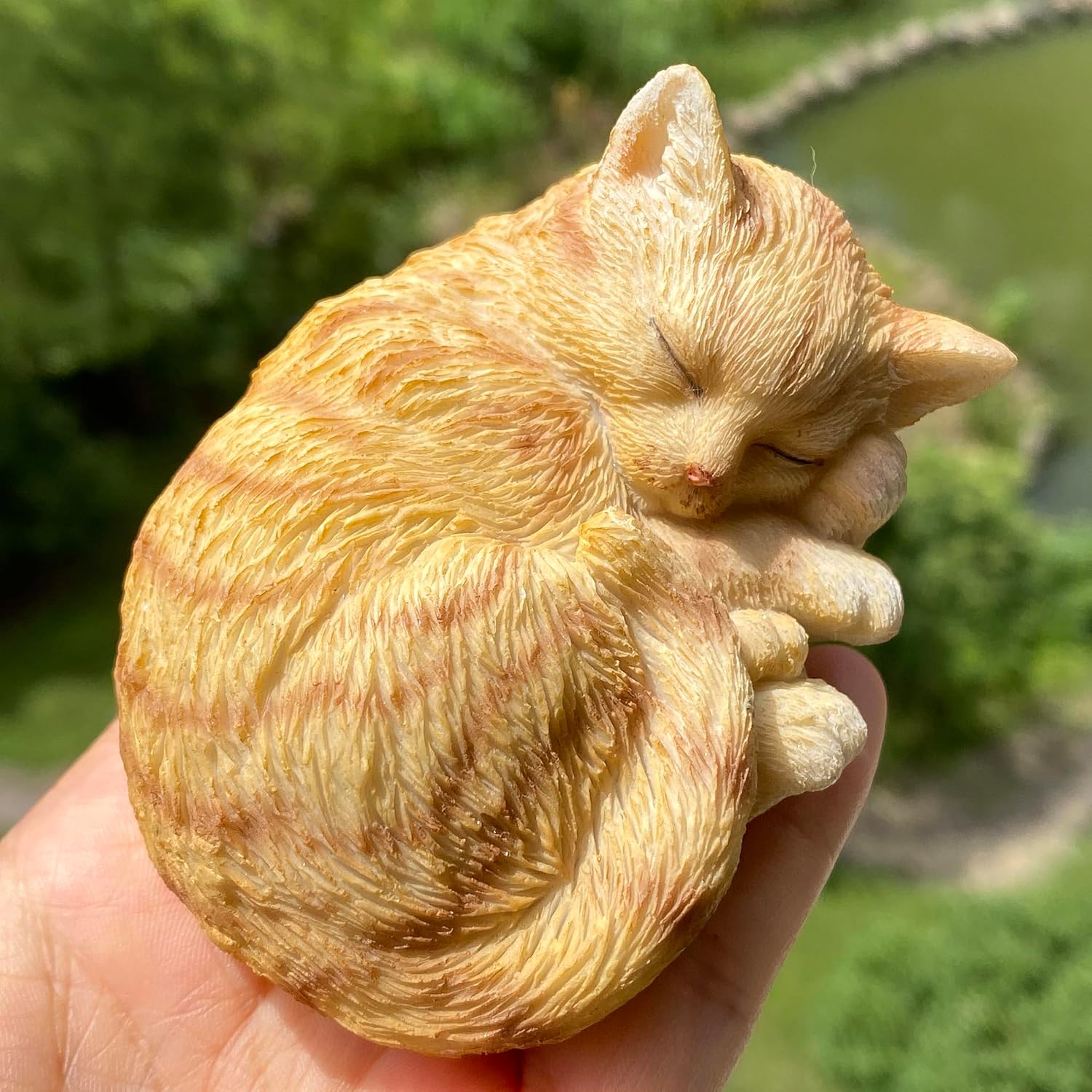 Mini Resin Cat Statue, Simulated Feline Figurine, Sleeping Kitten Sculpture for Home Decor (Orange)