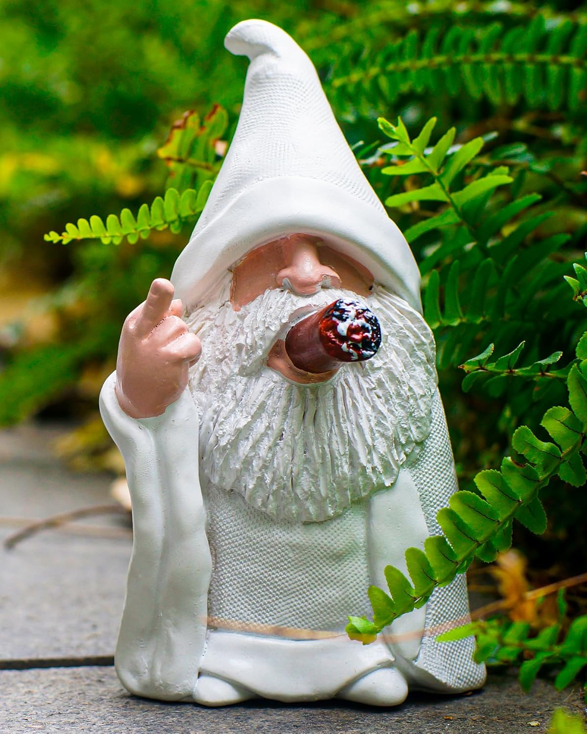 Leverse Middle Finger Statue, 5.9in Naughty Gnomes, Funny Garden Gnomes Smoking Gnomes Decorations for Yard Outdoor Lawn Home Garden Decor Halloween Housewarming Christmas Gnomes Gifts for Man