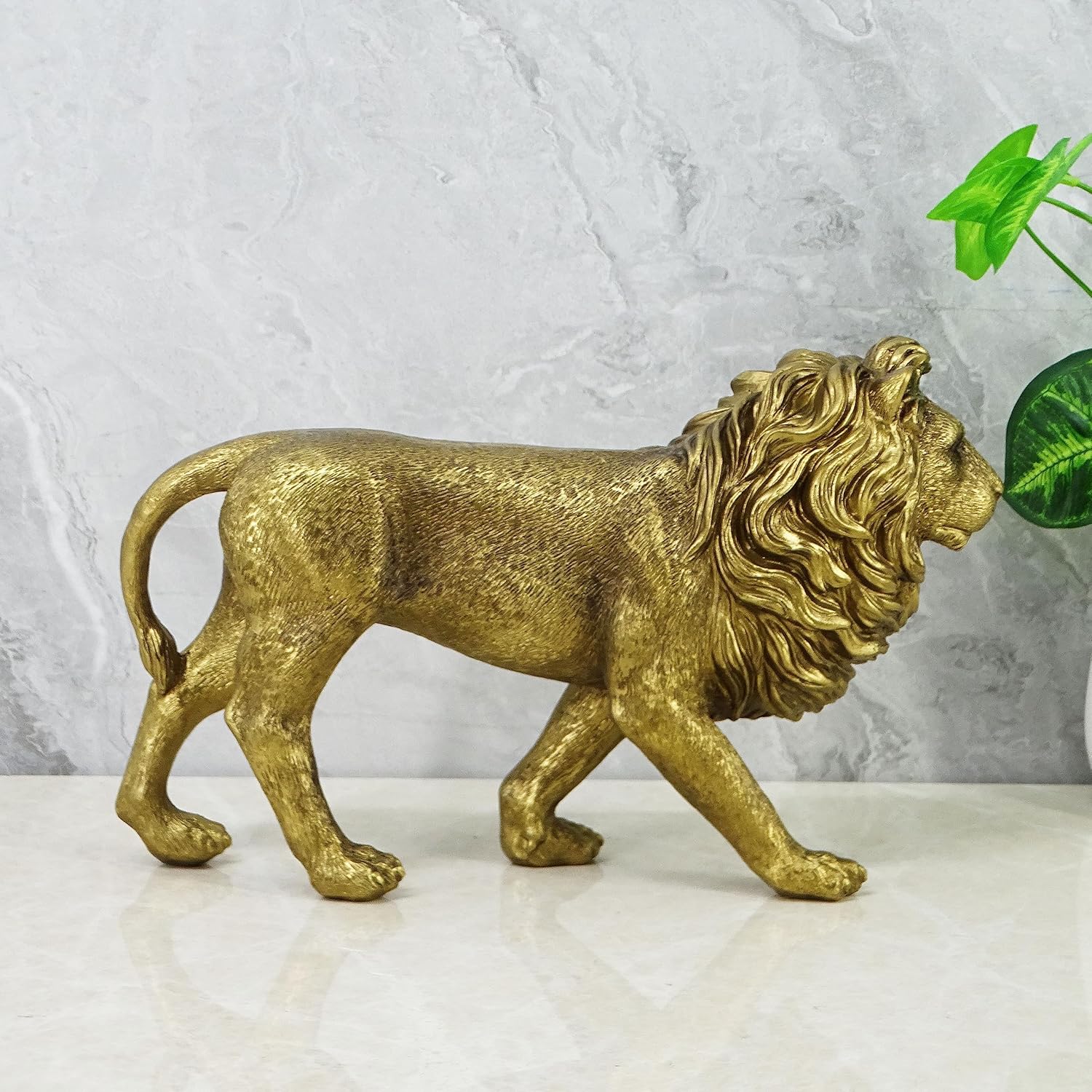 10-inch Antique Realistic Lion Statue Doll Sculpture Collectibles for Lion Lovers Office Home Decor Desk Accessories Decorative Garden Statues Outdoor Decorations